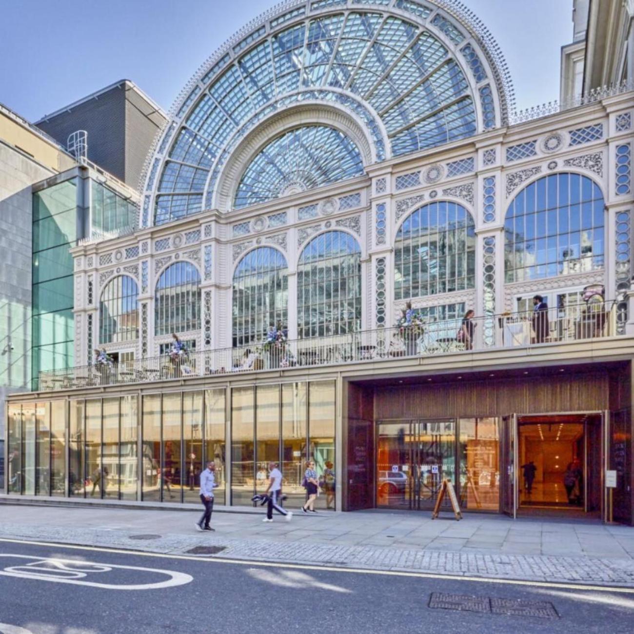 Apartment Modern Living In The Heart Of Covent Garden! No Lift 6Bc London